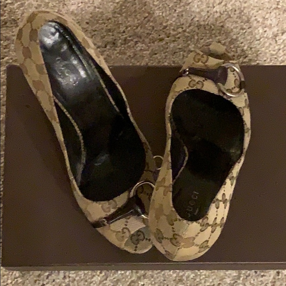 Authentic Gucci Signature Heels